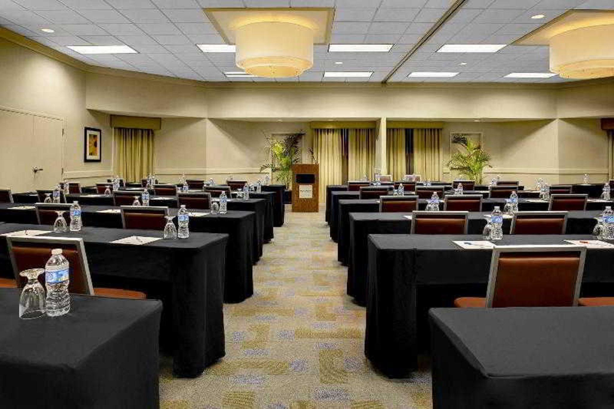 Four Points By Sheraton Orlando International Drive Екстериор снимка